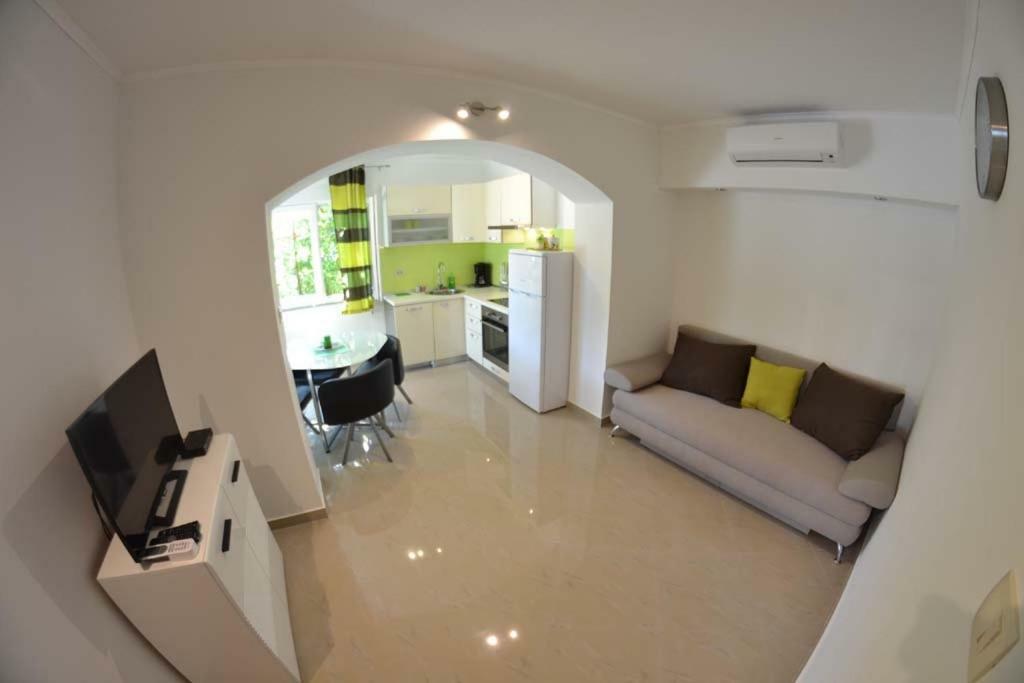 Apartman Zala Matusan Supetarska Draga