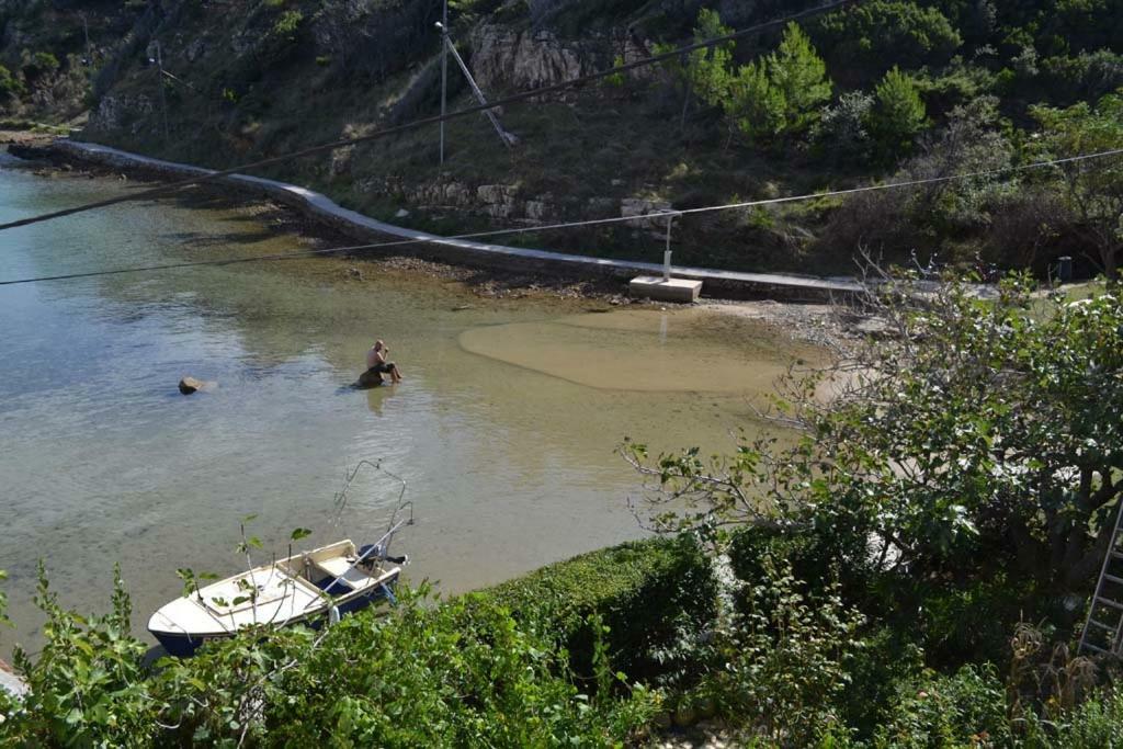 Zala Matusan Supetarska Draga