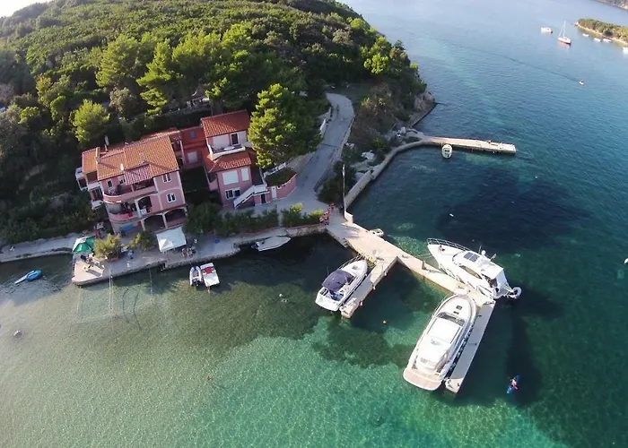 Apartments Zala Matusan