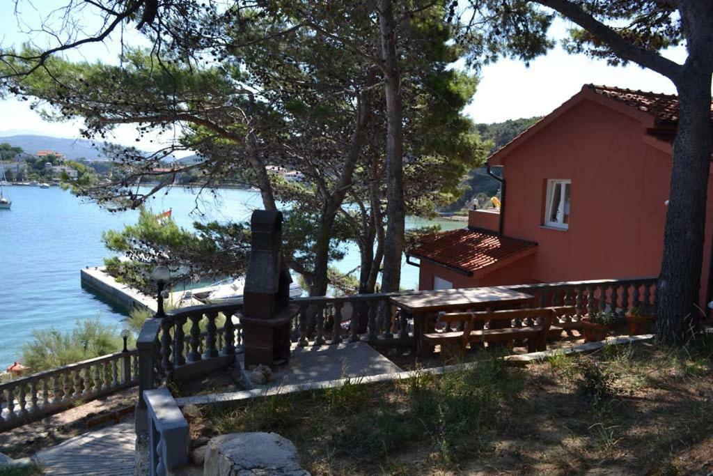 Zala Matusan Apartment Supetarska Draga